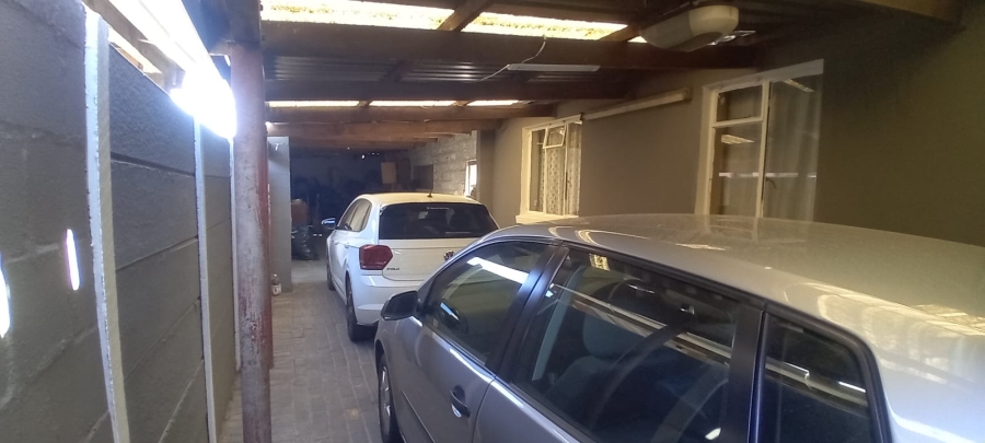3 Bedroom Property for Sale in Belhar Western Cape